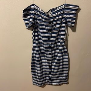 Stripped blue dress. Size medium brand new with tag.